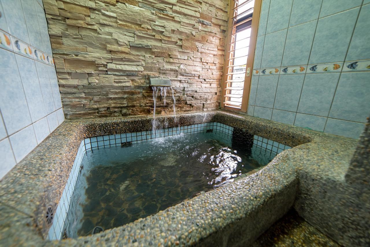 Shankou Hotspring Hotel Цзяоси Экстерьер фото